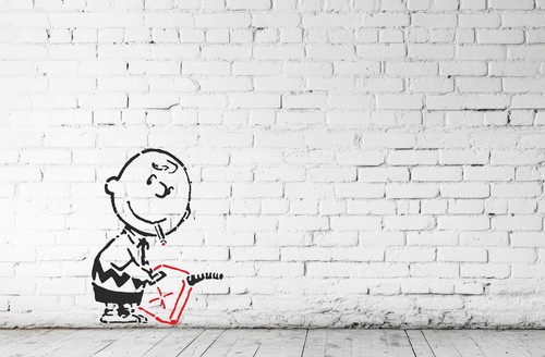 Reusable charlie brown stencil - brown,