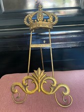 Cast Iron Royal Crown Picture