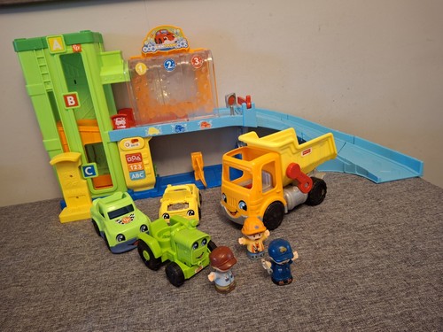 Fisher price little people - little,