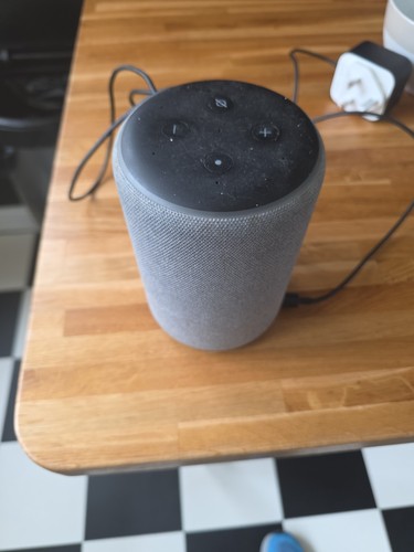 Amazon echo smart - echo, speaker