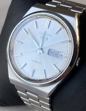 Vintage Seiko 5 Round Silver Dial Automatic Day Date  Men Watch 6309-8930 36mm