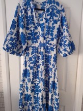 H&M WHITE & BLUE FLORAL DRESS