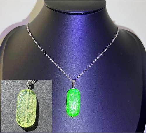 Uranium vaseline glass - uranium, pendant