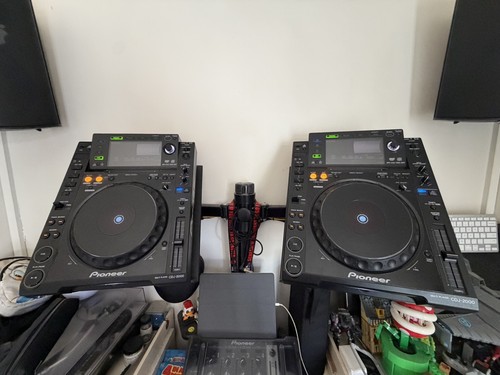 Pioneer cdj 2000 pair - cdj-2000,