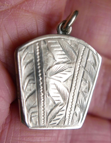 Nice small antique - small,,