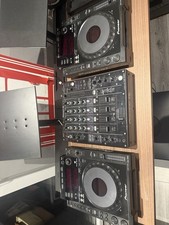 1 Pair of Pioneer CDJ 900