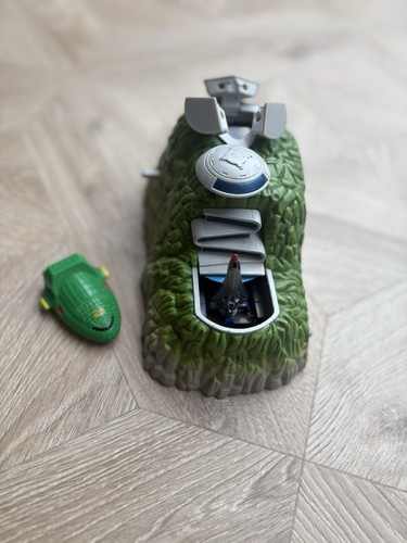 2004 bandai thunderbirds - 2004, tracy