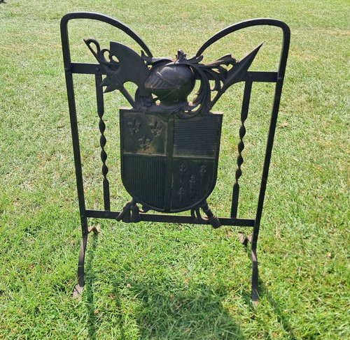 Antique coat arms fire - of,