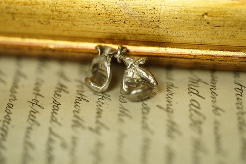 Vintage boxing gloves - gloves, charm