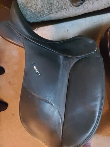 Wintec dressage saddle