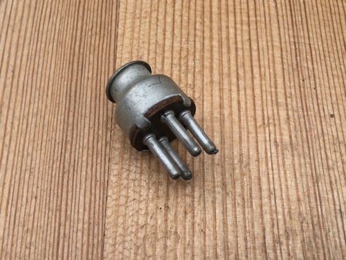One vintage tannoy pin - tannoy, 4