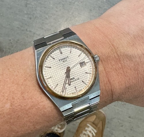 Tissot prx powermatic 40mm - tissot,