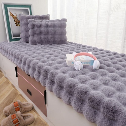 Fluffy sofa couch - fluffy, cover