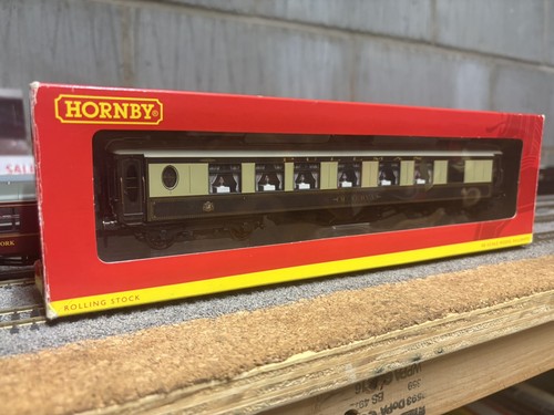 Hornby pullman first class - first,