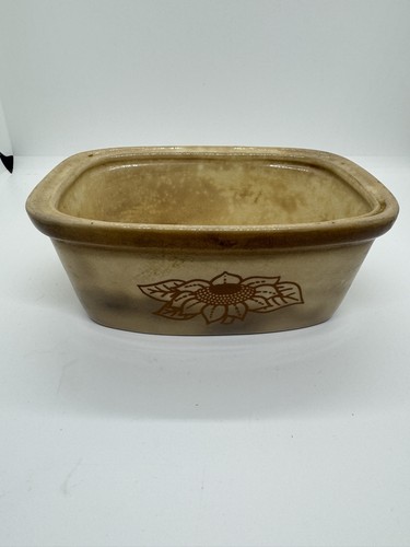 Vintage royal winton - royal, butter