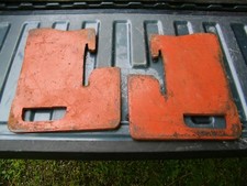 1 Pair of Weights - Suitcase