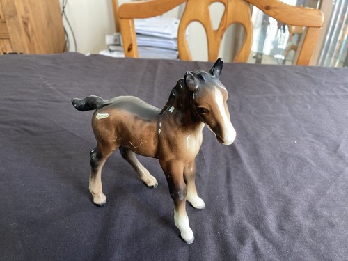 Beswick vintage med - size, shire