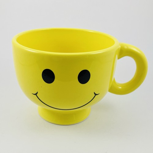Smiley face mug cup coffee - face,