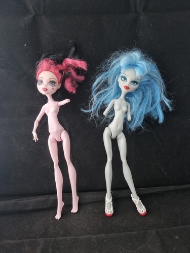 Monster high bundle - of, 2