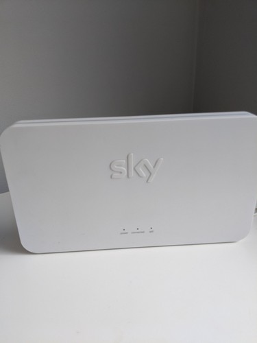 Sky wifi booster white - white, se210