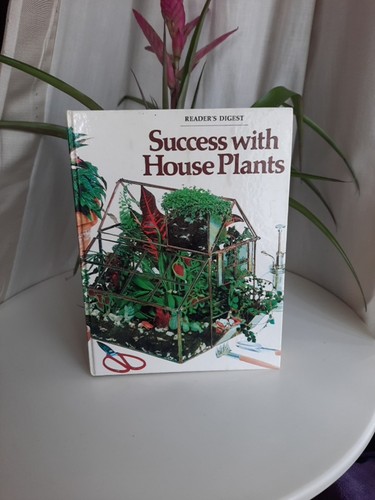 Vintage 1979 hardback book - vintage,