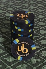 20 Paulson Ultimate Bet $100 Denominated Poker Chips - Very Near Mint Condition