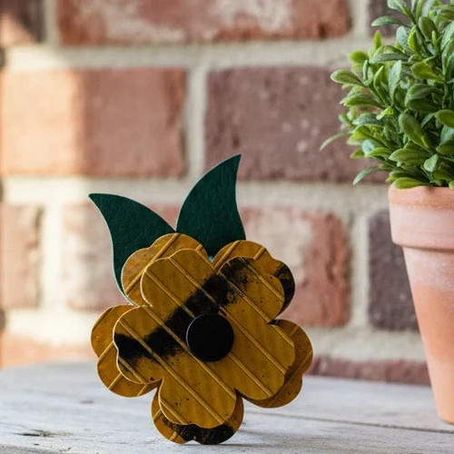 Summer fire hose flower brooch - summer,