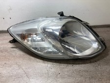 2009 TOYOTA YARIS PASSENGER SIDE FRONT LEFT HEADLIGHT 81150-0D340