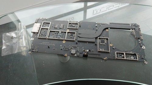 Apple macbook pro a2918 - macbook,