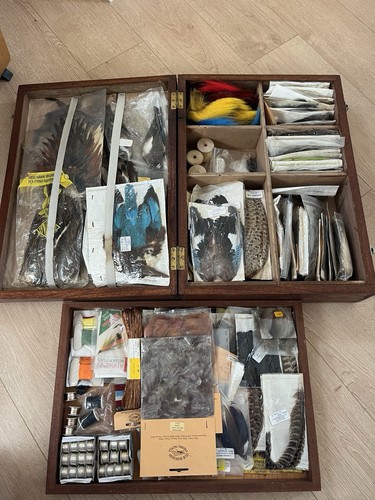 Fly tying job lot with - fly,