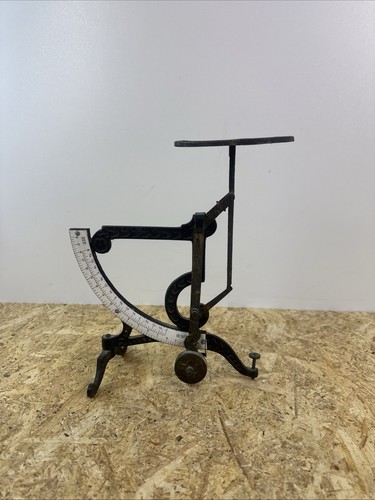 Vintage cast iron postal scale - postal,