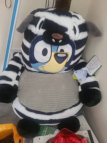 Bluey zebra plush chair - chair, never