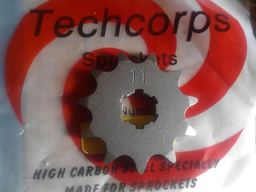 Front sprocket 11t fits yamaha - 11t,