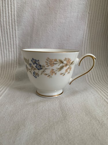 Royal grafton fine bone china - grafton,