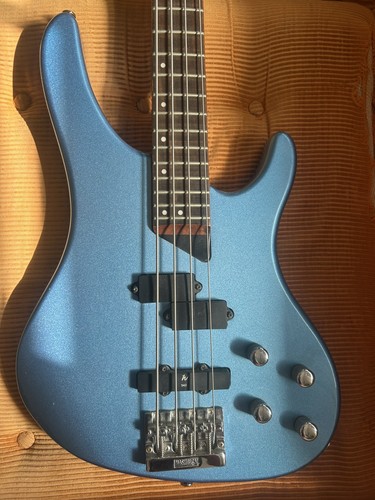 Washburn bantam bass metallic - bantam,