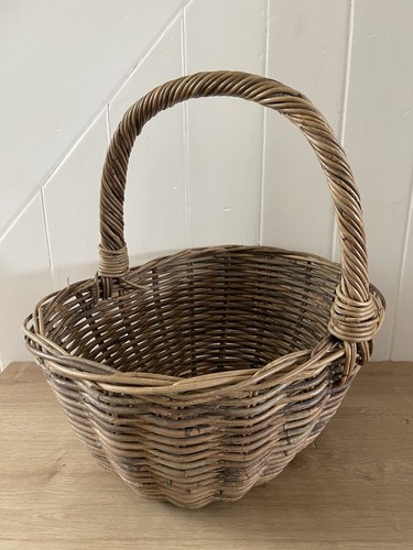 Vintage wicker cane - vintage,