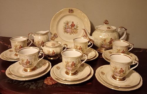 Stunning vintage lustre - stunning,