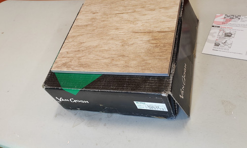 Box karndean flooring van - 1,