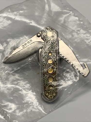 Buck knife lapel hat - knife, pin
