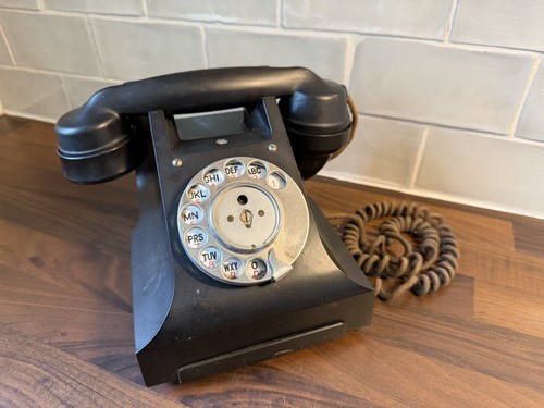 Vintage black bakelite - vintage,