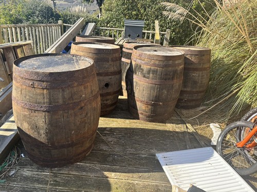 Oak barrels whisky beer 40 - barrels,, whisky/beer.