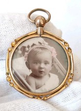 Gorgeous Large Antique Victorian Yellow Gold Filled Glass Foto Pendant Locket.