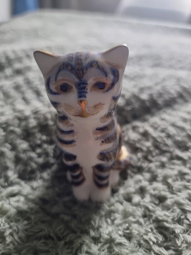 Royal crown derby imari kitten - royal,