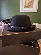 Gucci Black felt hat with box