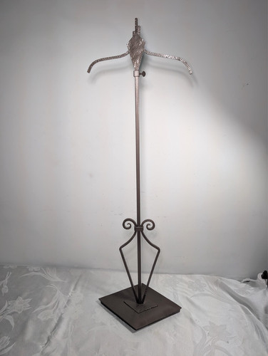 Store display stand valet - display,