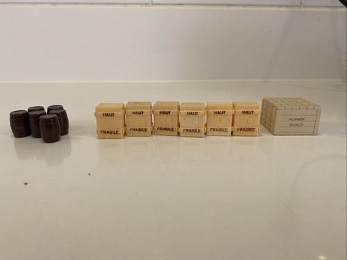 Dinky toys packing crates and - crates,