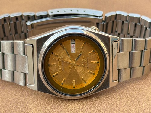 Vintage citizen automatic - citizen,