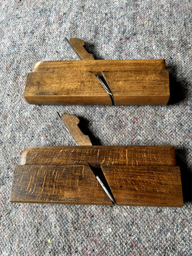 Round moulding planes by - x,