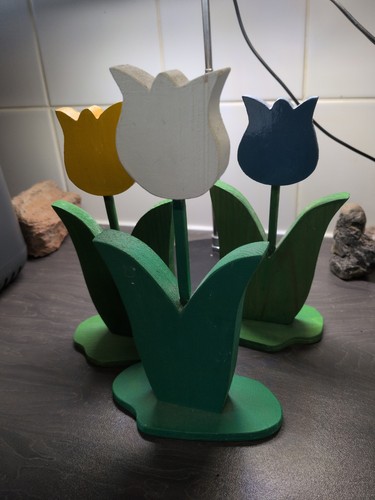 Set large wooden tulips - of,