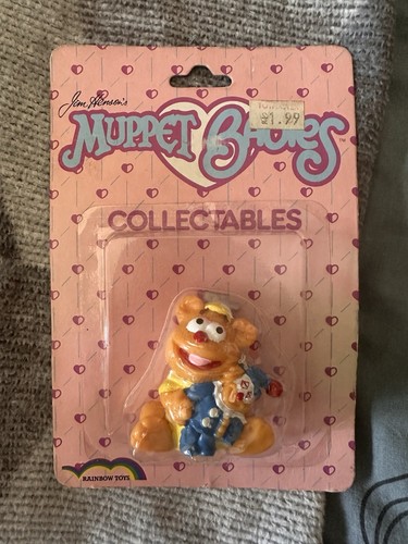 Vintage fozzie bear figure - bear,